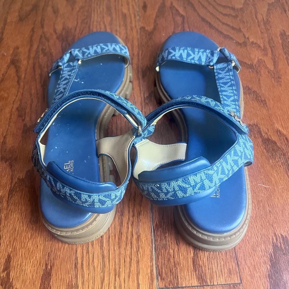 Michael Kors Navy Logo Strap Sandals for Women - Picture 8 of 9